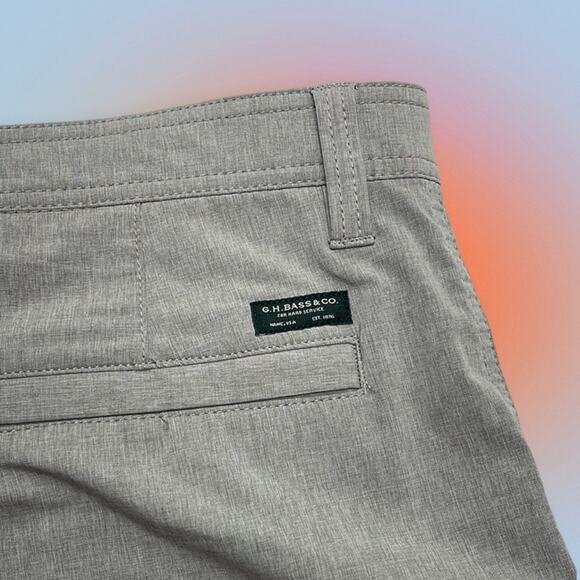 G.H. BASS Men’s 34 Green Performance Shorts - Picture 3 of 4